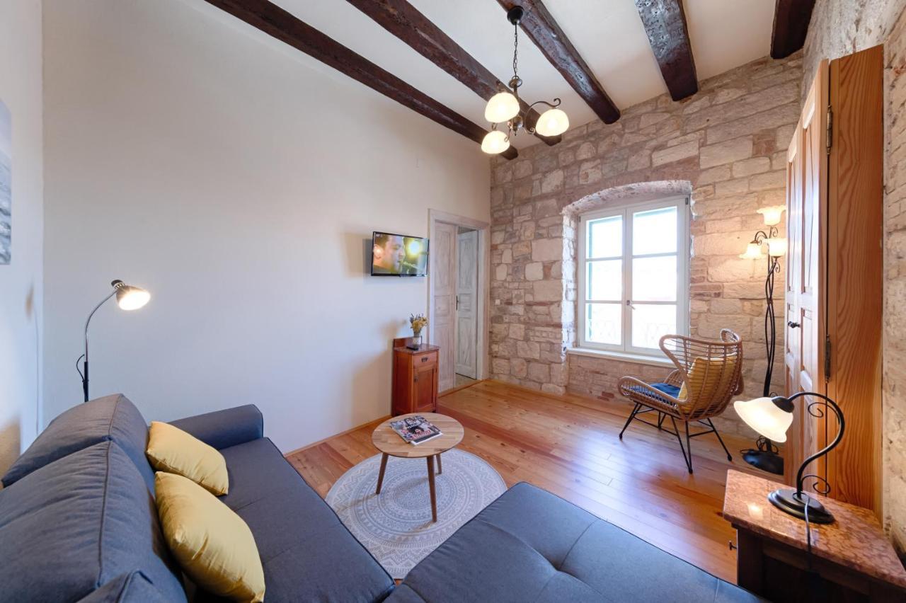 Apartment Lilly Βις Εξωτερικό φωτογραφία